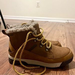 North Face Fur Lined Waterproof Boot